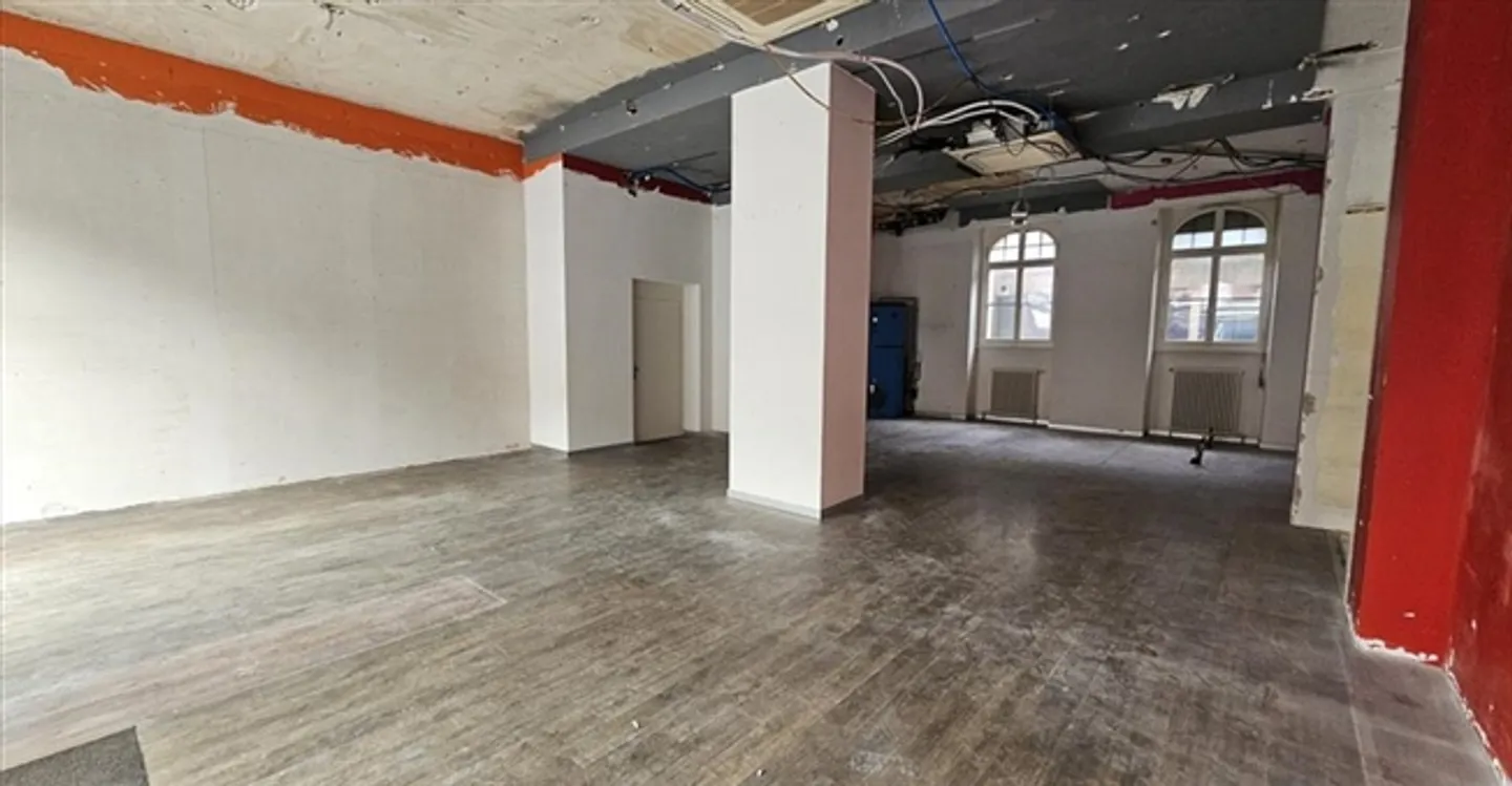 Espace Commercial à Sierre - Photo 2 sur 9