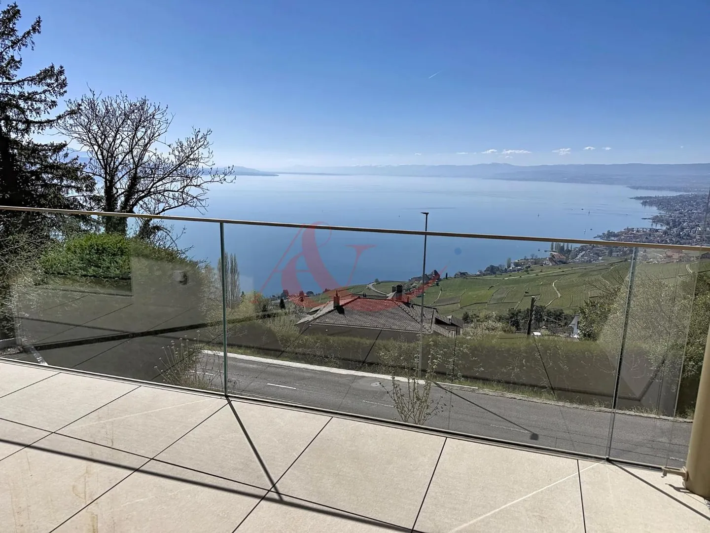 New - 4.5 Room Bright Apartment in Grandvaux - Part 4 - Photo 1 of 8