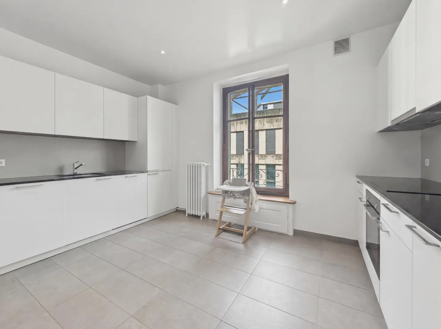 5-room apartment - Photo 9 of 17