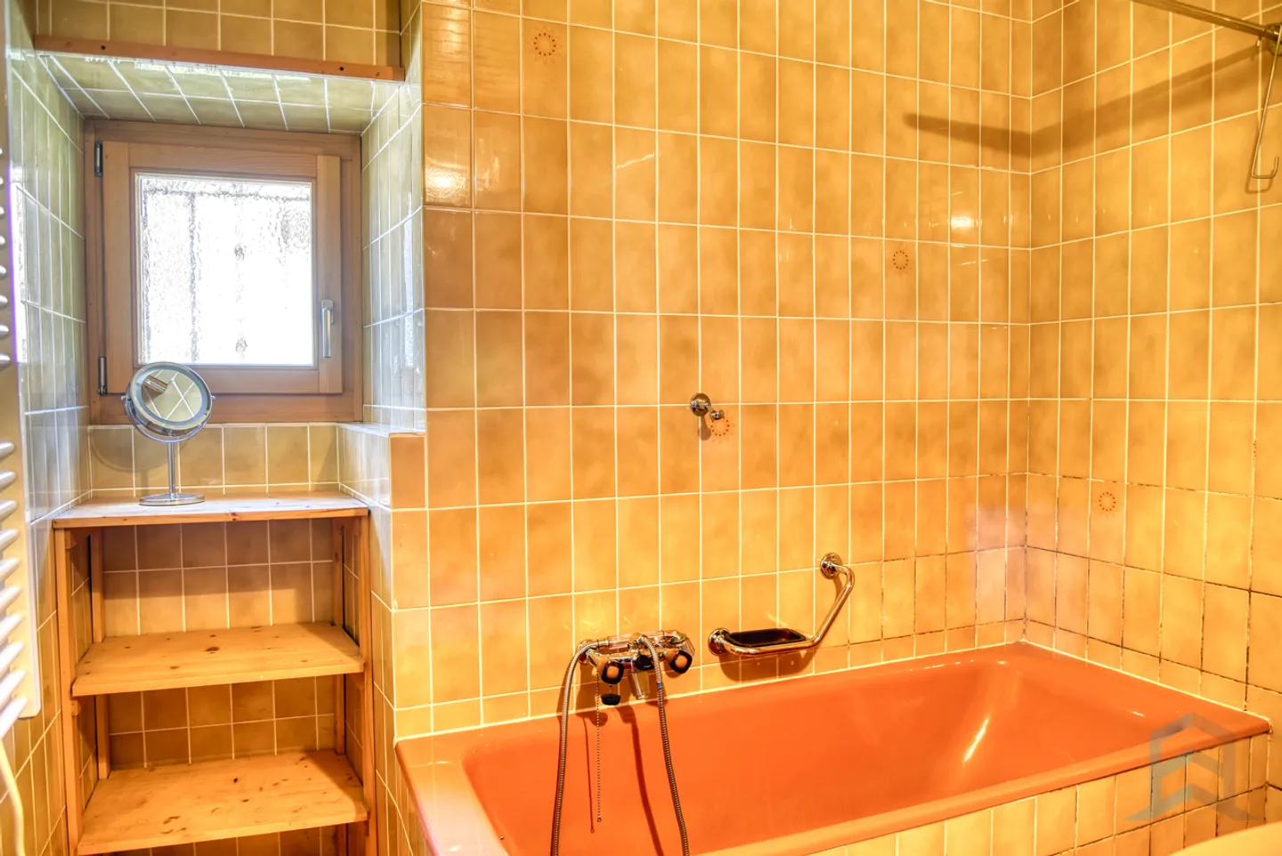 EXCLUSIF Beau chalet individuel de 264m² avec annexes - Foto 9 di 21