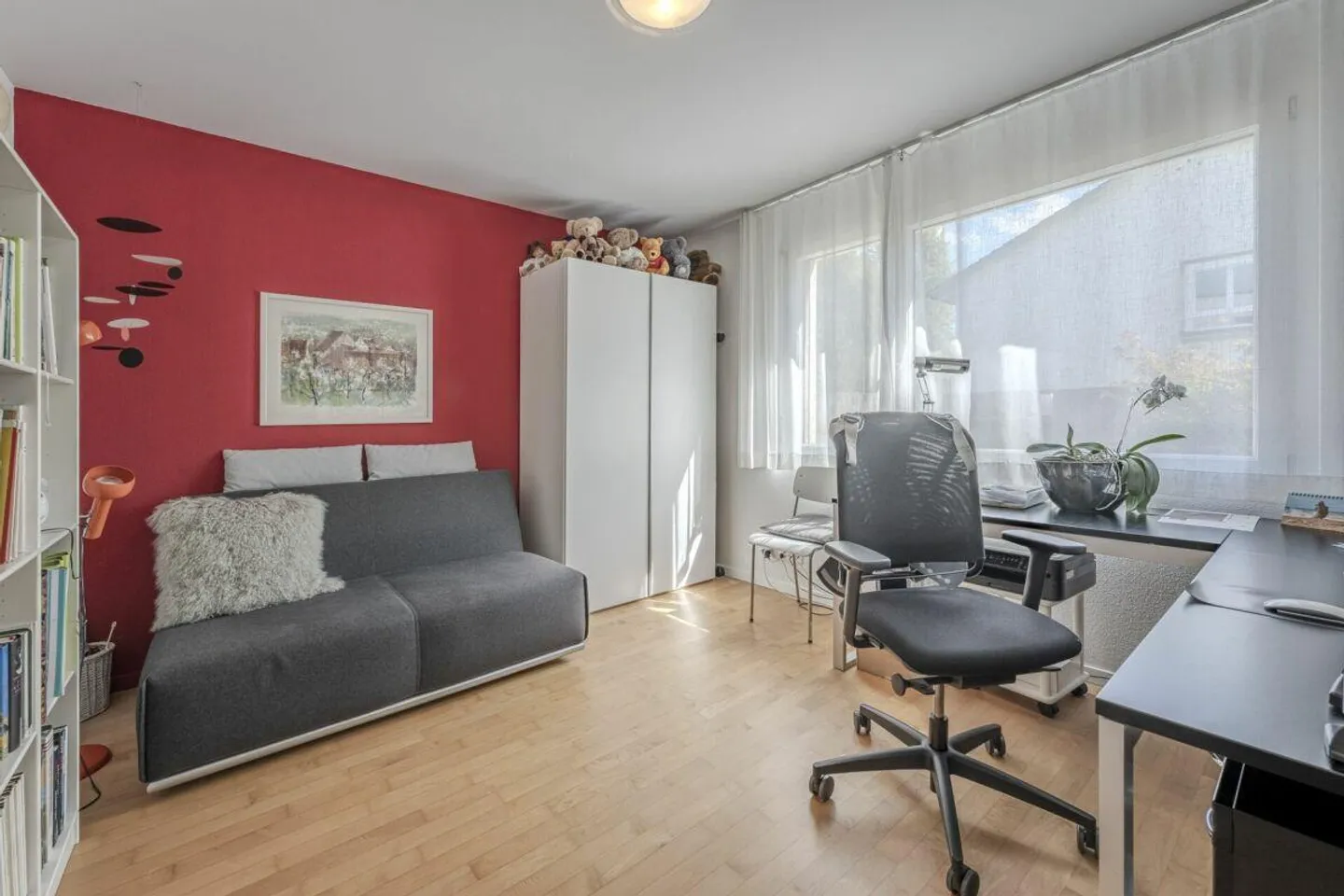 Appartamento giardino di alta qualità con 4,5 stanze in una casa bifamiliare privata - Foto 11 di 16