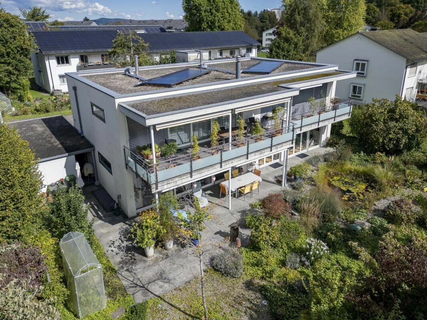 Appartamento giardino di alta qualità con 4,5 stanze in una casa bifamiliare privata - Foto 16 di 16
