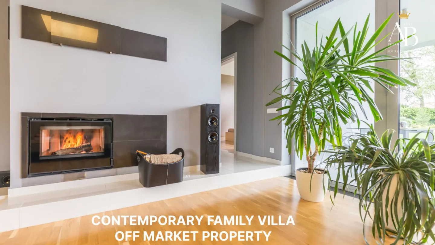 Off market: Una villa unica, contemporanea e individuale / area residenziale - Foto 1 di 8