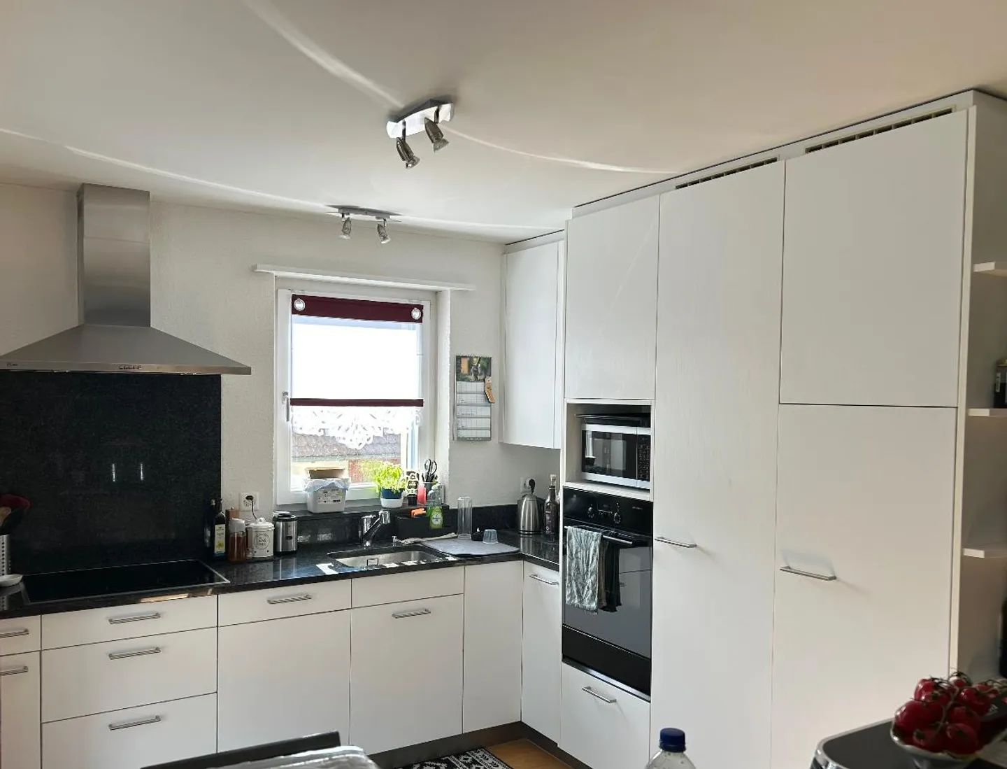 Charmante, helle 3.5-Zimmer-Wohnung mit Balkon & Aussicht (unmöbliert) - Foto 2 von 5