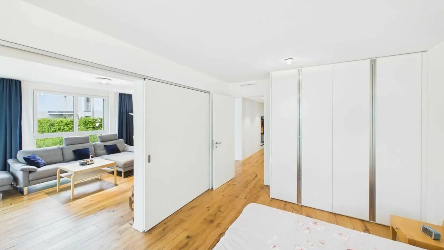 Stilvolle Wohnung mit Terrasse - Foto 9 von 10