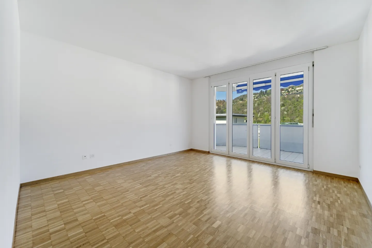 Spacious 4.5 Rooms - Photo 9 of 11