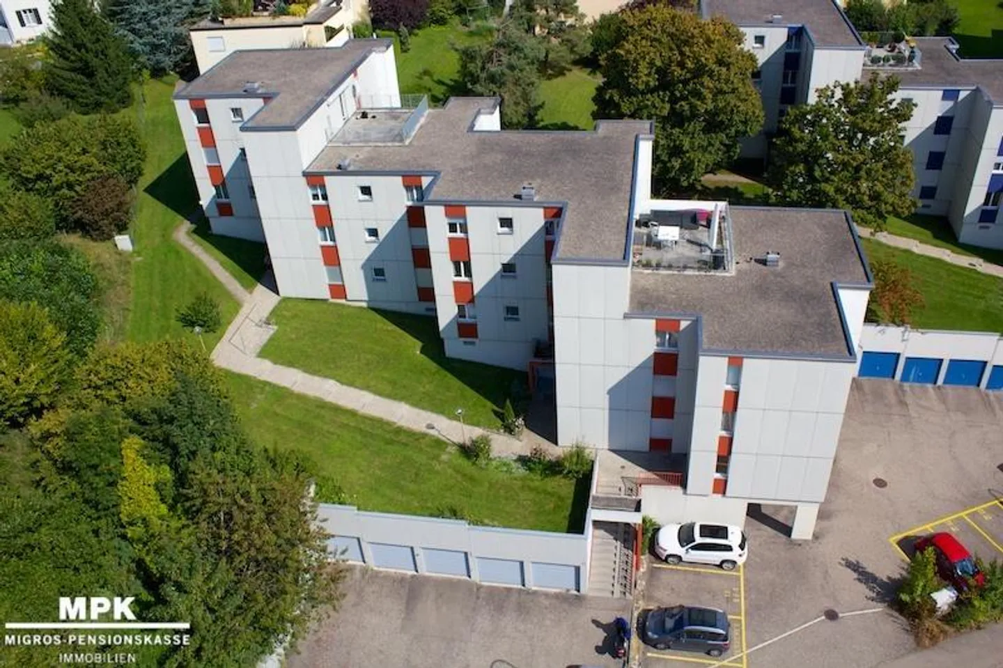Appartement de 4 1/2 pièces avec 2 salles d'eau et balcon - Photo 1 sur 9