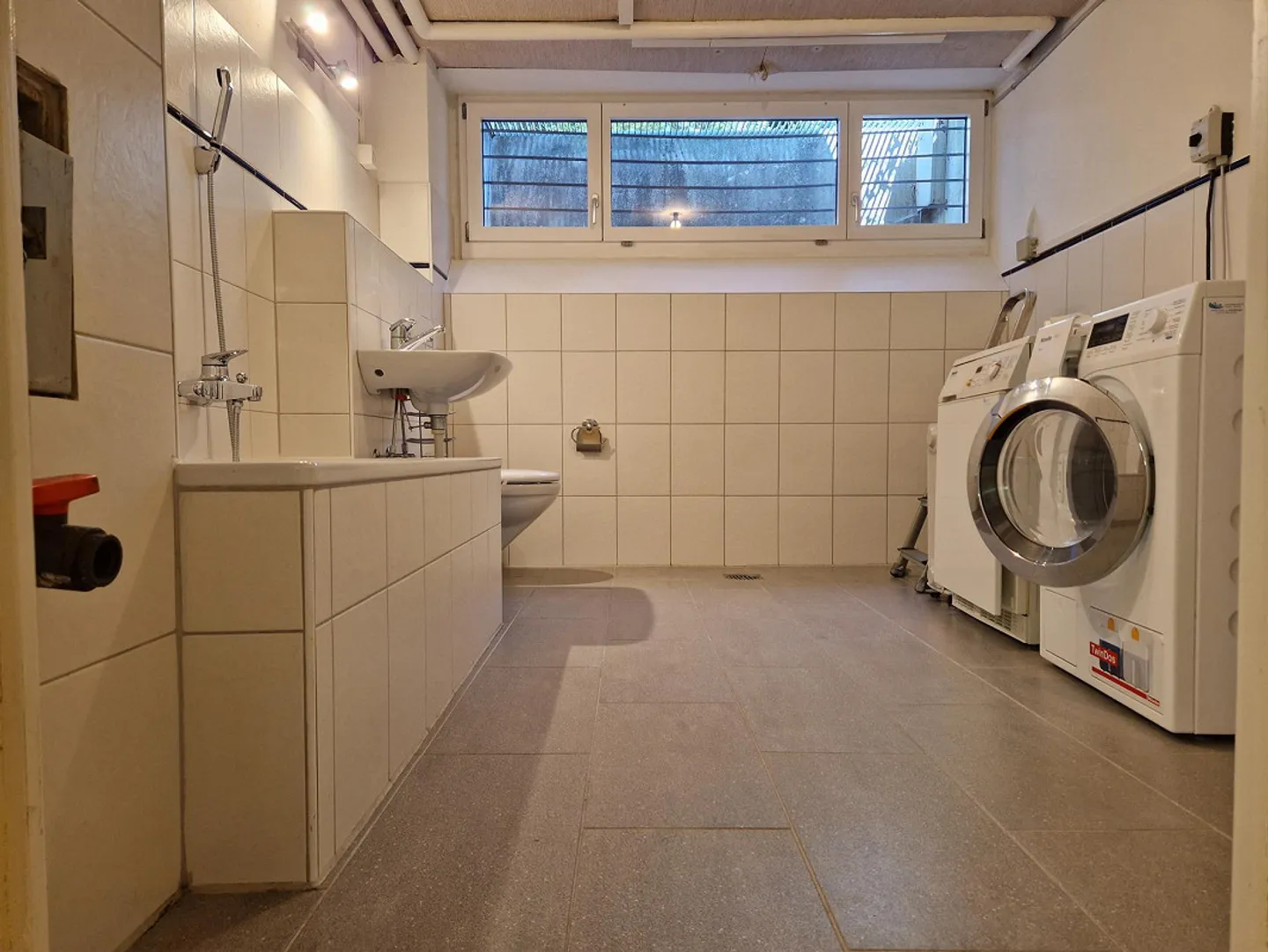 Charmantes Einfamilienhaus in Zürich - Foto 11 von 14