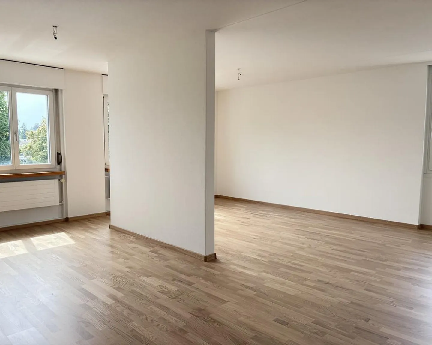 Appartement de 4 1/2 pièces avec 2 salles d'eau et balcon - Photo 5 sur 9