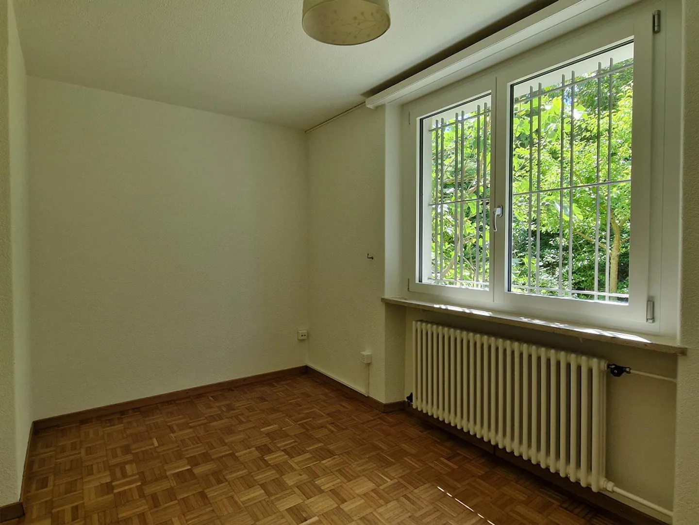 Charmantes Einfamilienhaus in Zürich - Foto 12 von 14