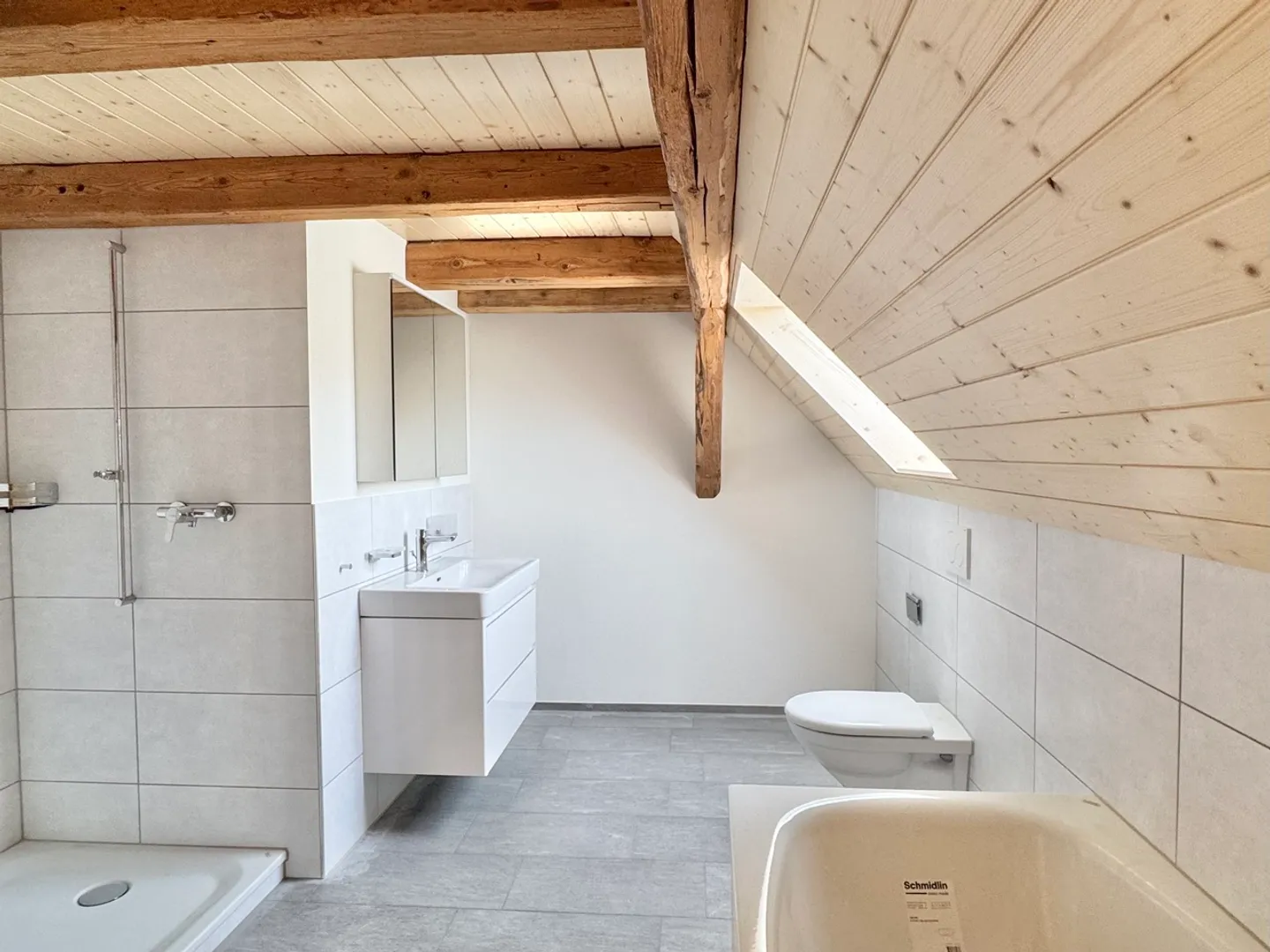 5.5 Zi. Maisonette Wohnung mit Balkon/Sitzplatz - Erstbezug - Foto 3 von 6