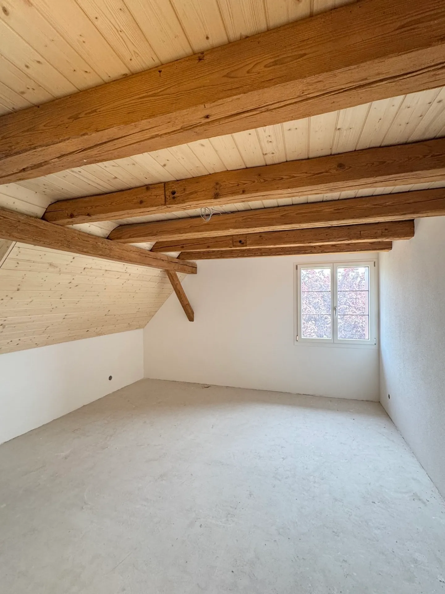 5.5 Zi. Maisonette Wohnung mit Balkon/Sitzplatz - Erstbezug - Foto 4 von 6