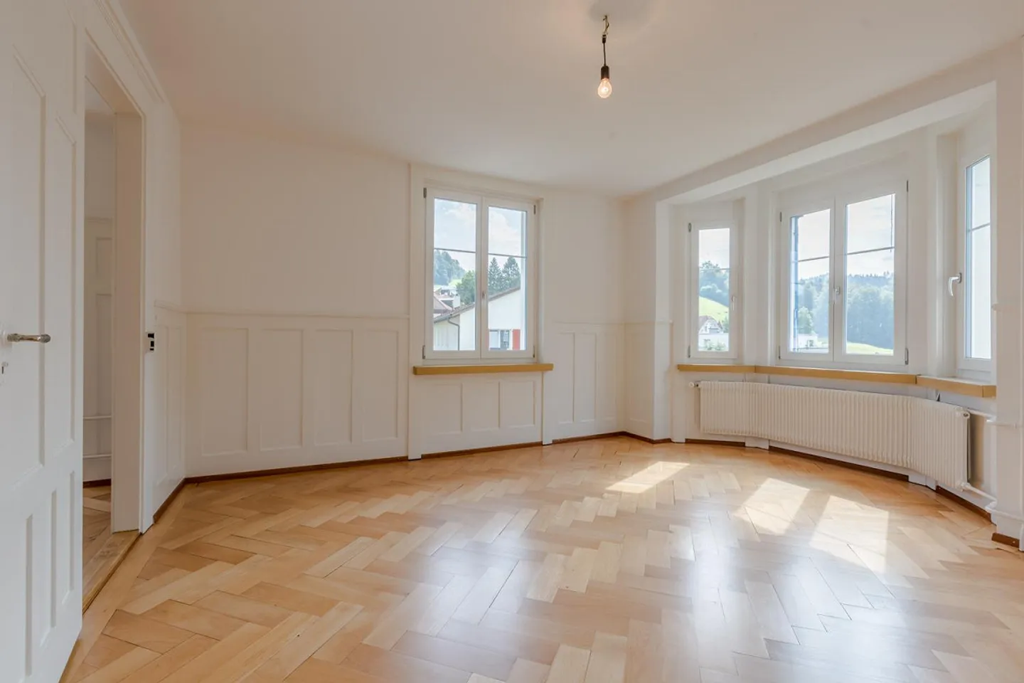 Old Building Apartment on the Outskirts! - Photo 7 of 10