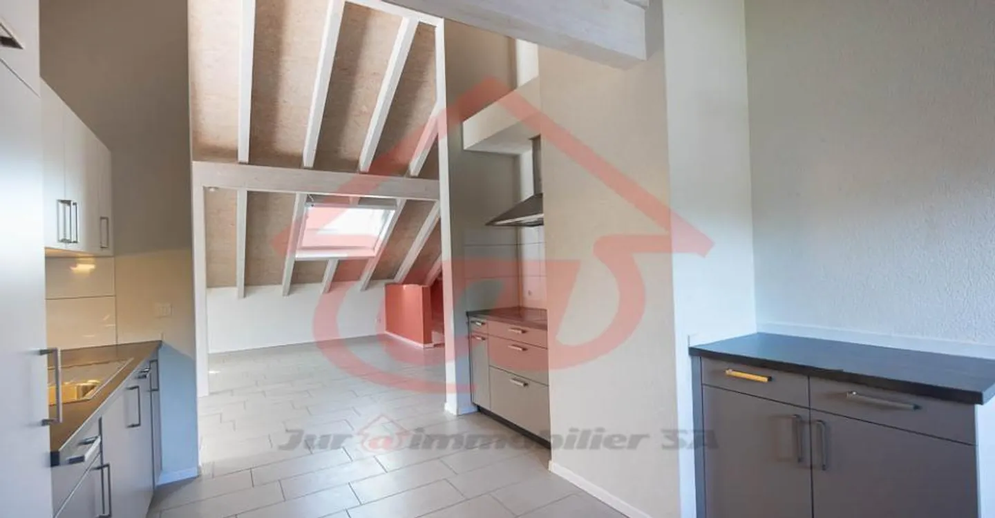 Appartement spacieux 4.5 pièces - Photo 2 sur 18