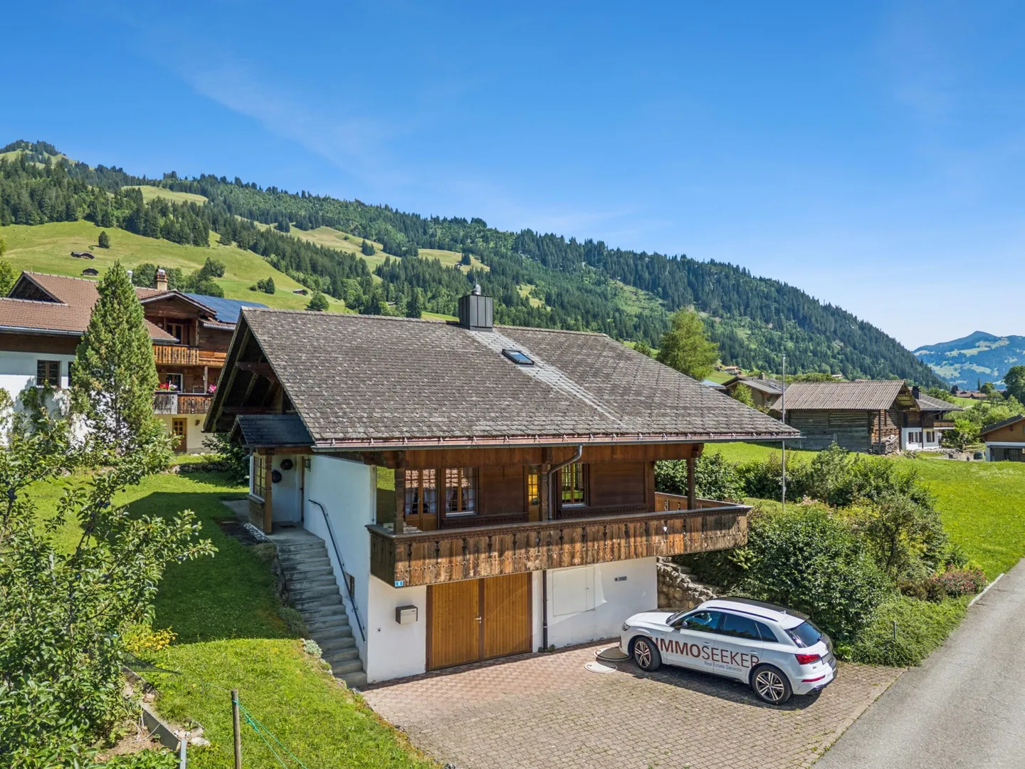 Heimeliges Chalet mit Baulandparzelle - Ihr Rückzugsort mit Perspektive - Foto 11 von 13