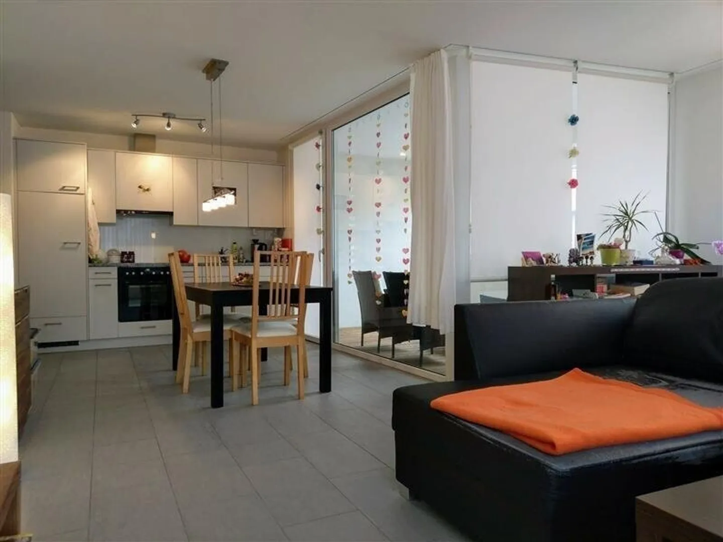 Appartamento moderno di 2,5 locali in posizione centrale a Chur - Foto 3 di 7