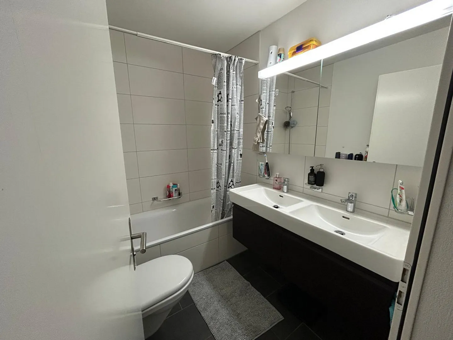 Beautiful shared room in a good location in Chur - Photo 6 of 6