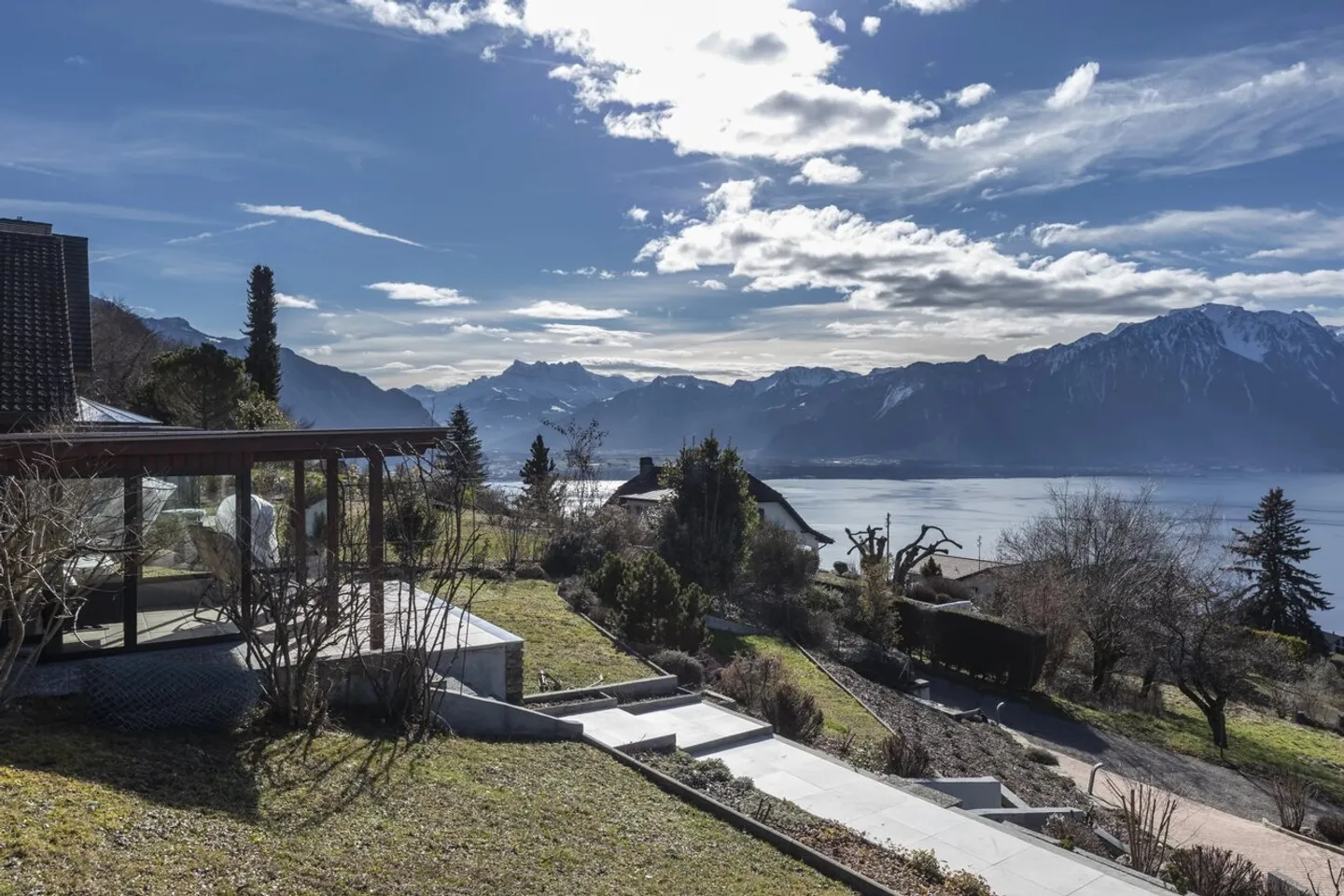 Property with panoramic view of Lake Geneva - Photo 2 of 13