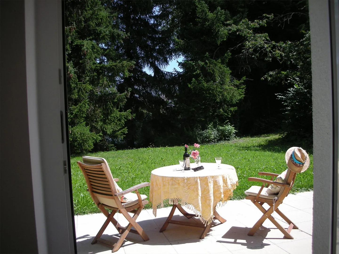 Idilliaca casa a schiera di 7,5 locali, ca 150 m2, paradiso del giardino su - Foto 1 di 22