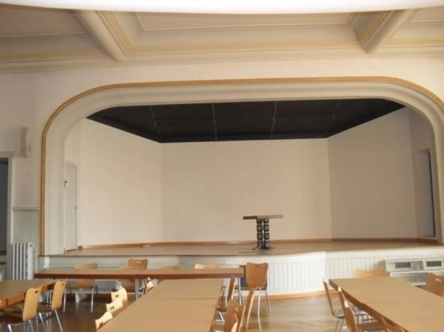 Spazio per visioni Proprietà loft unica in stile Art Nouveau - Foto 1 di 4