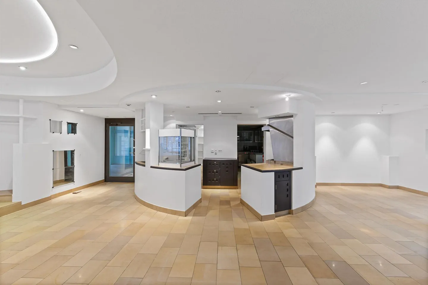 Ristorante con cucina gastro professionale a Herisau (quasi 300 m², 70 posti...) - Foto 9 di 13