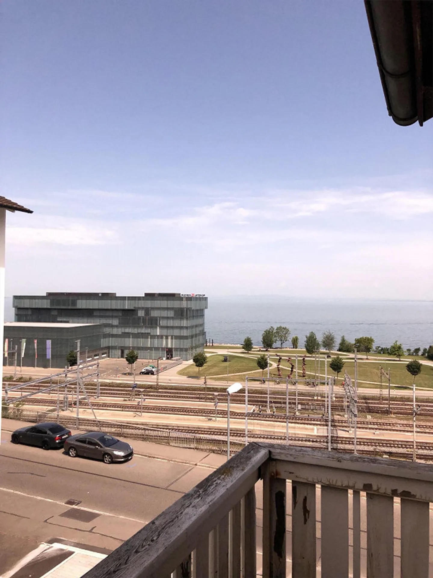 Apartment with lake view - Photo 1 of 8