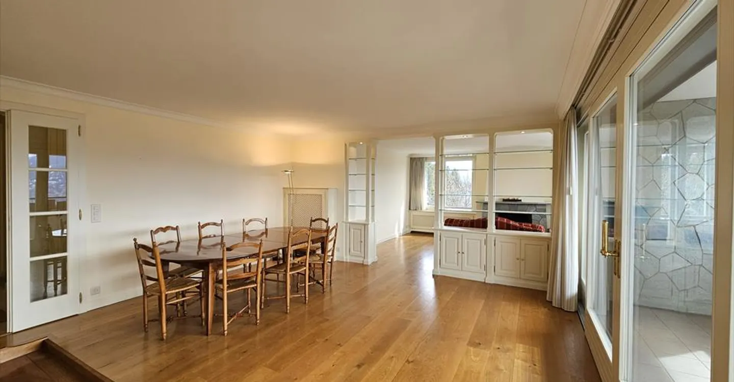 Charming Apartment - Photo 7 of 22