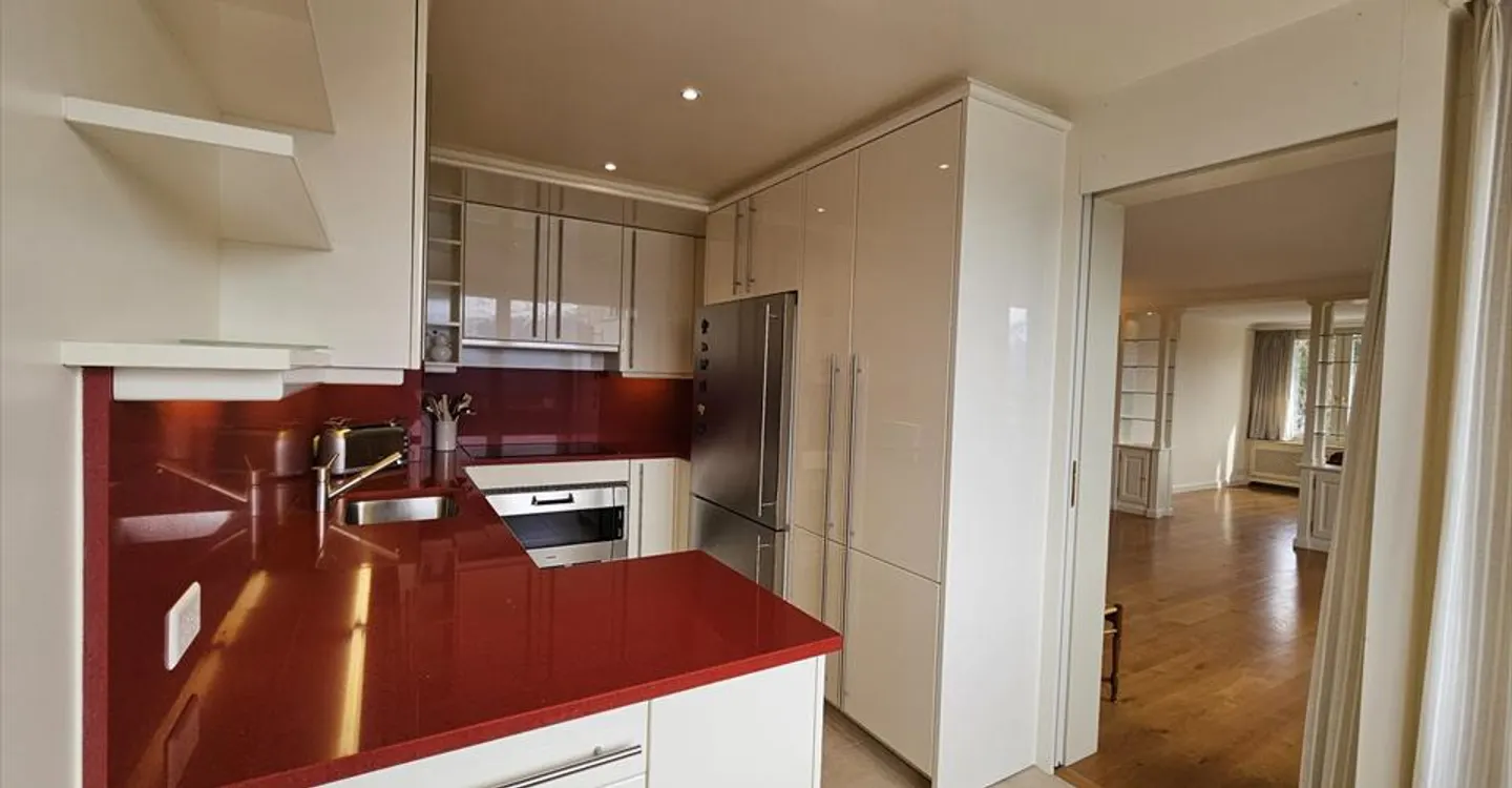 Charming Apartment - Photo 9 of 22