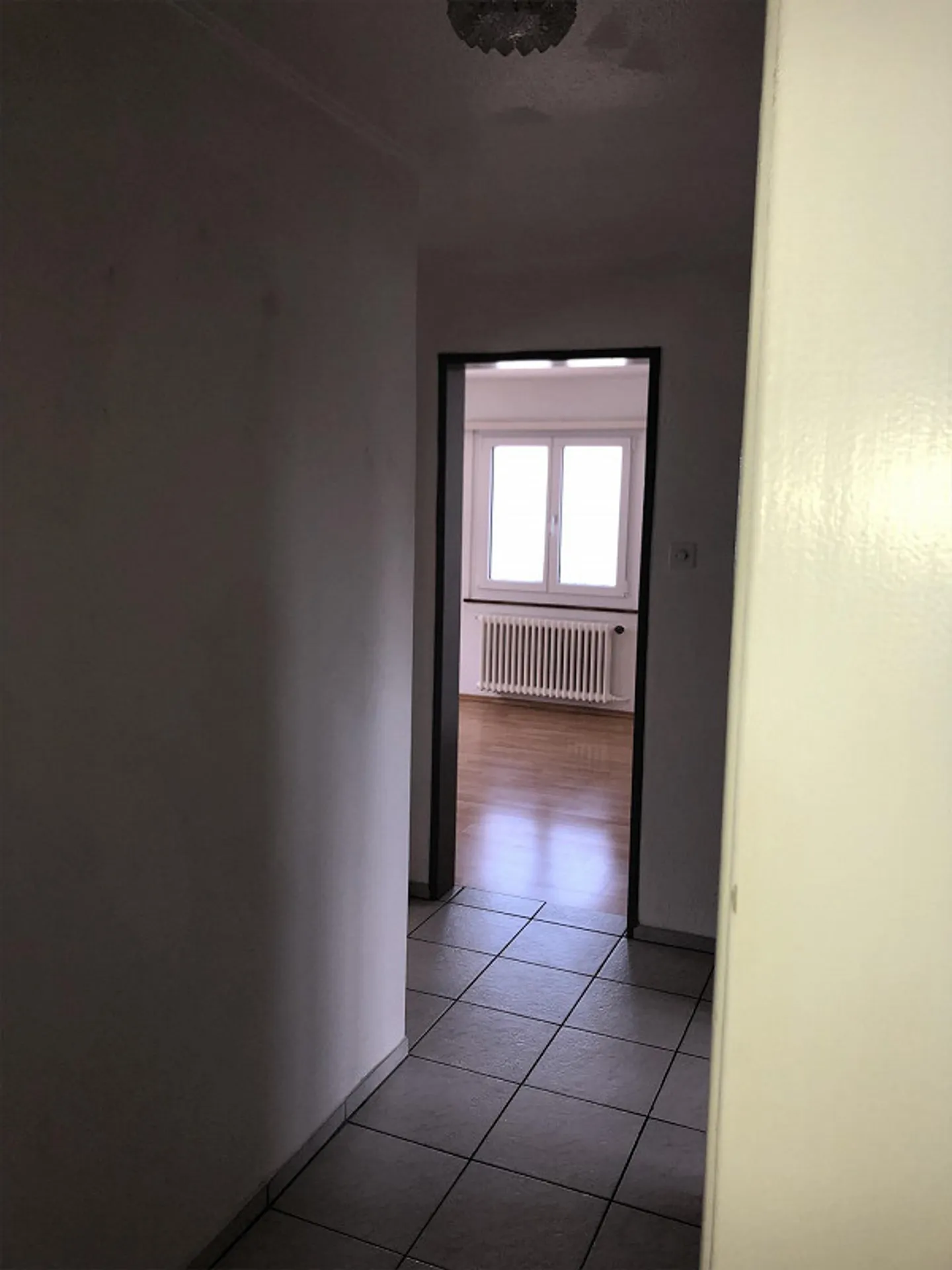 Apartment with lake view - Photo 4 of 8