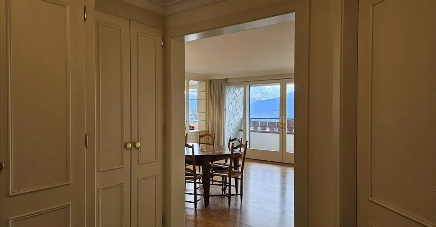 Charming Apartment - Photo 11 of 22