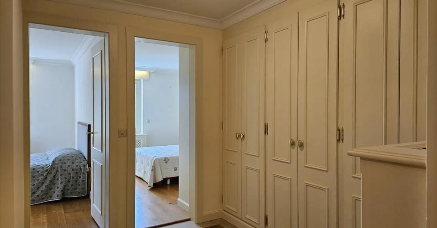 Charming Apartment - Photo 12 of 22