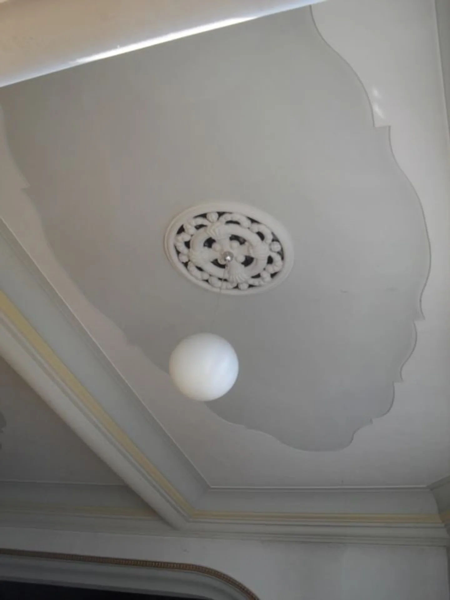 Spazio per visioni Proprietà loft unica in stile Art Nouveau - Foto 3 di 4