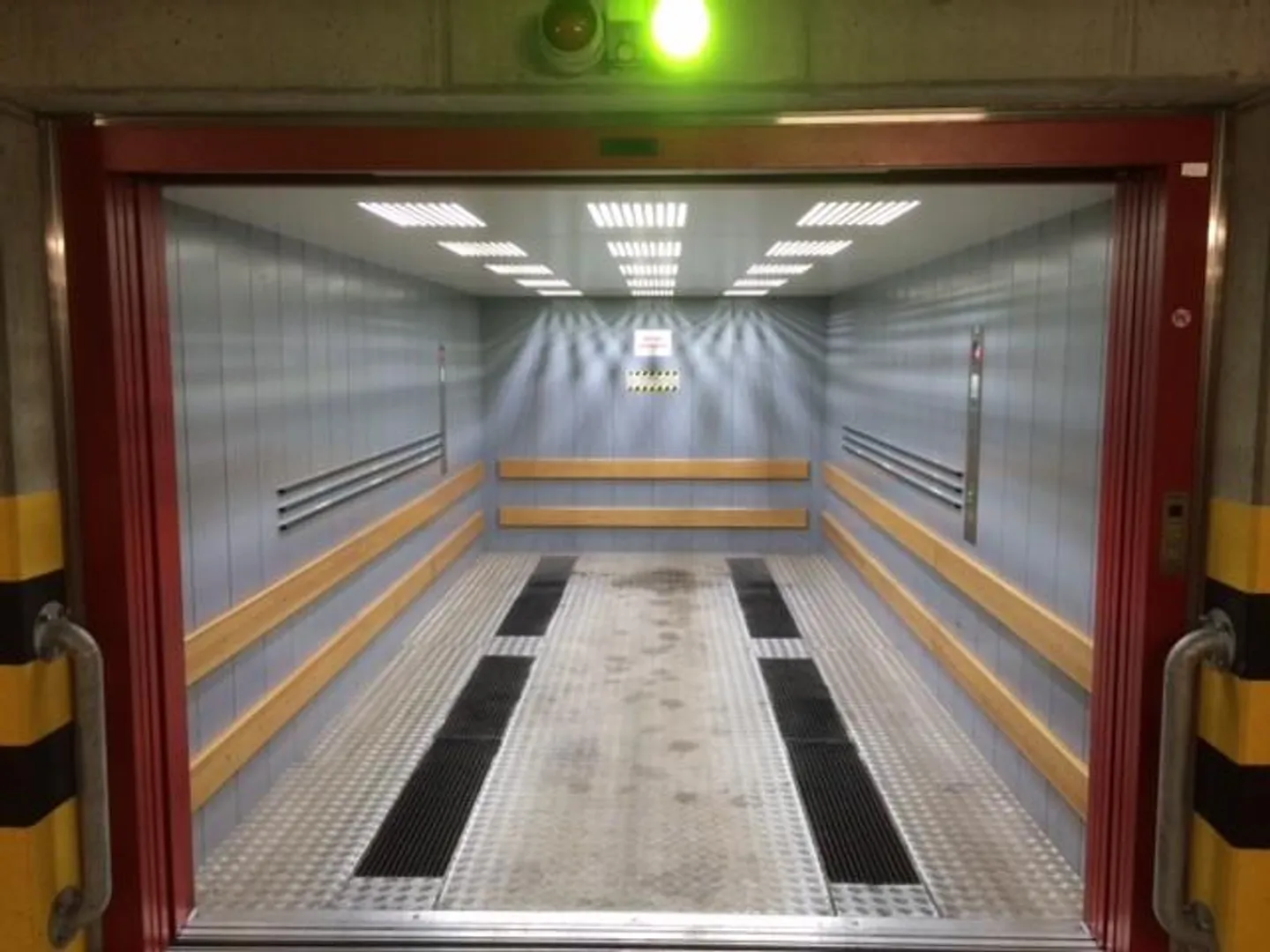 Place de stationnement n° 17 à louer à Thun (Ville de Lauitor) - Photo 5 sur 11