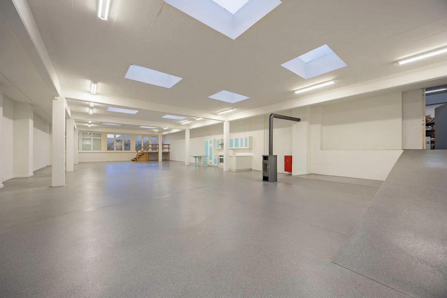 Einzigartige Loft-Wohnung mit 320 m2 Wohnfläche - Foto 1 von 6