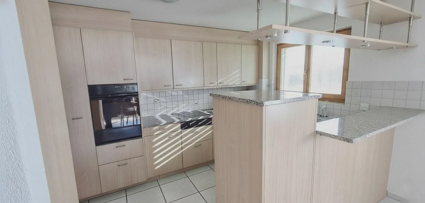 Geräumige Wohnung mit traumhaftem Blick - Foto 2 von 6