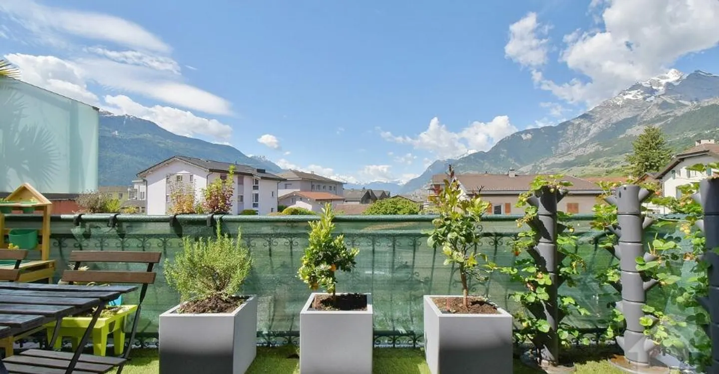 Appartamento spazioso con terrazza - Foto 1 di 9