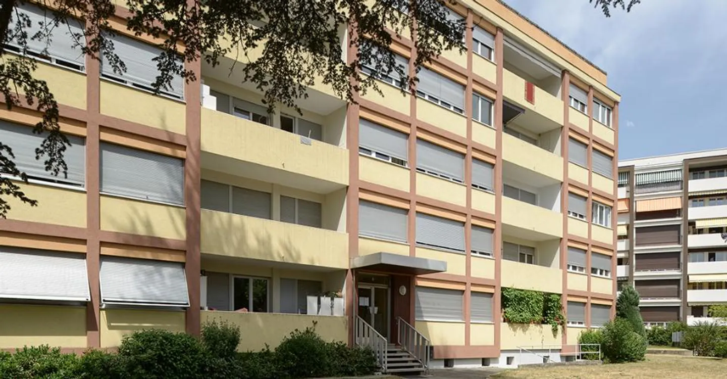 THÔNEX - Parcheggio interno - Foto 3 di 3