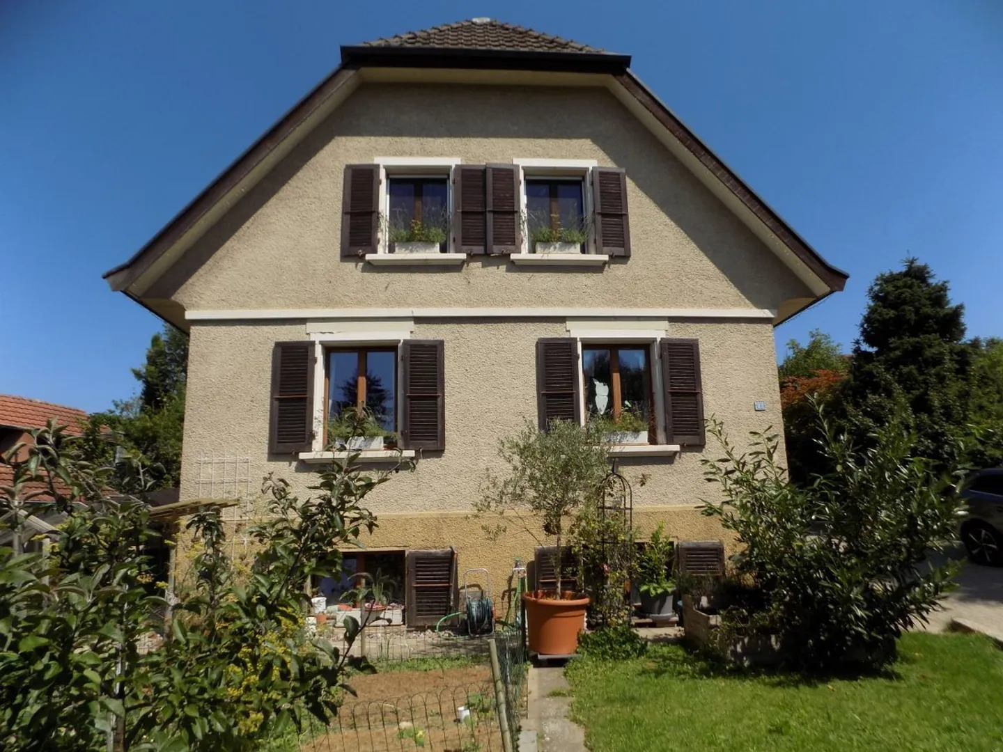 Tolles freistehendes Einfamilienhaus mit Pool in Möhlin - Foto 2 von 13