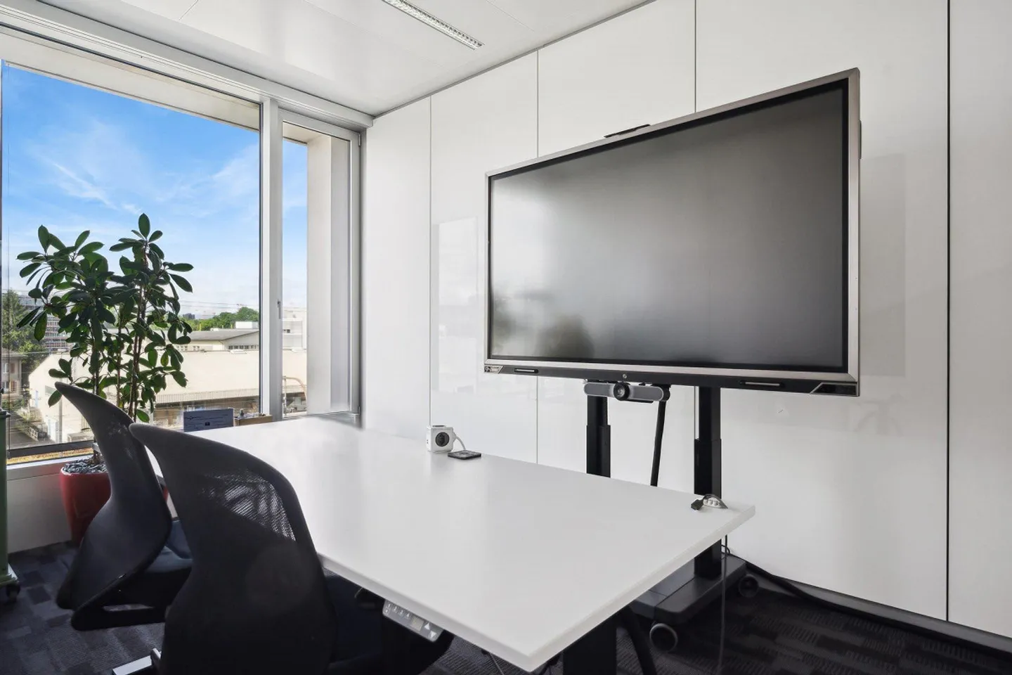 Space for Ideas: Your New Office Space with a Future - Photo 8 of 13