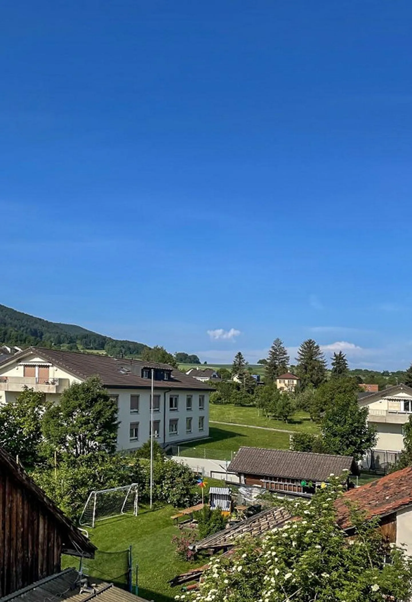 Stylish dream apartment with a view! - Photo 14 of 17