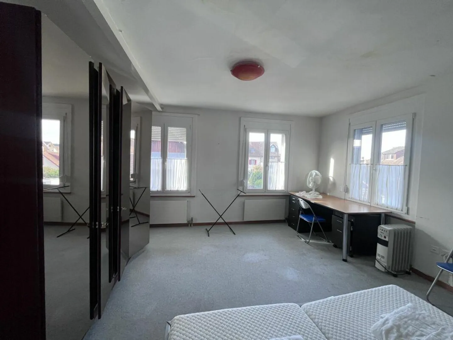 Semplice, più vecchio, ma funzionale - Foto 7 di 10