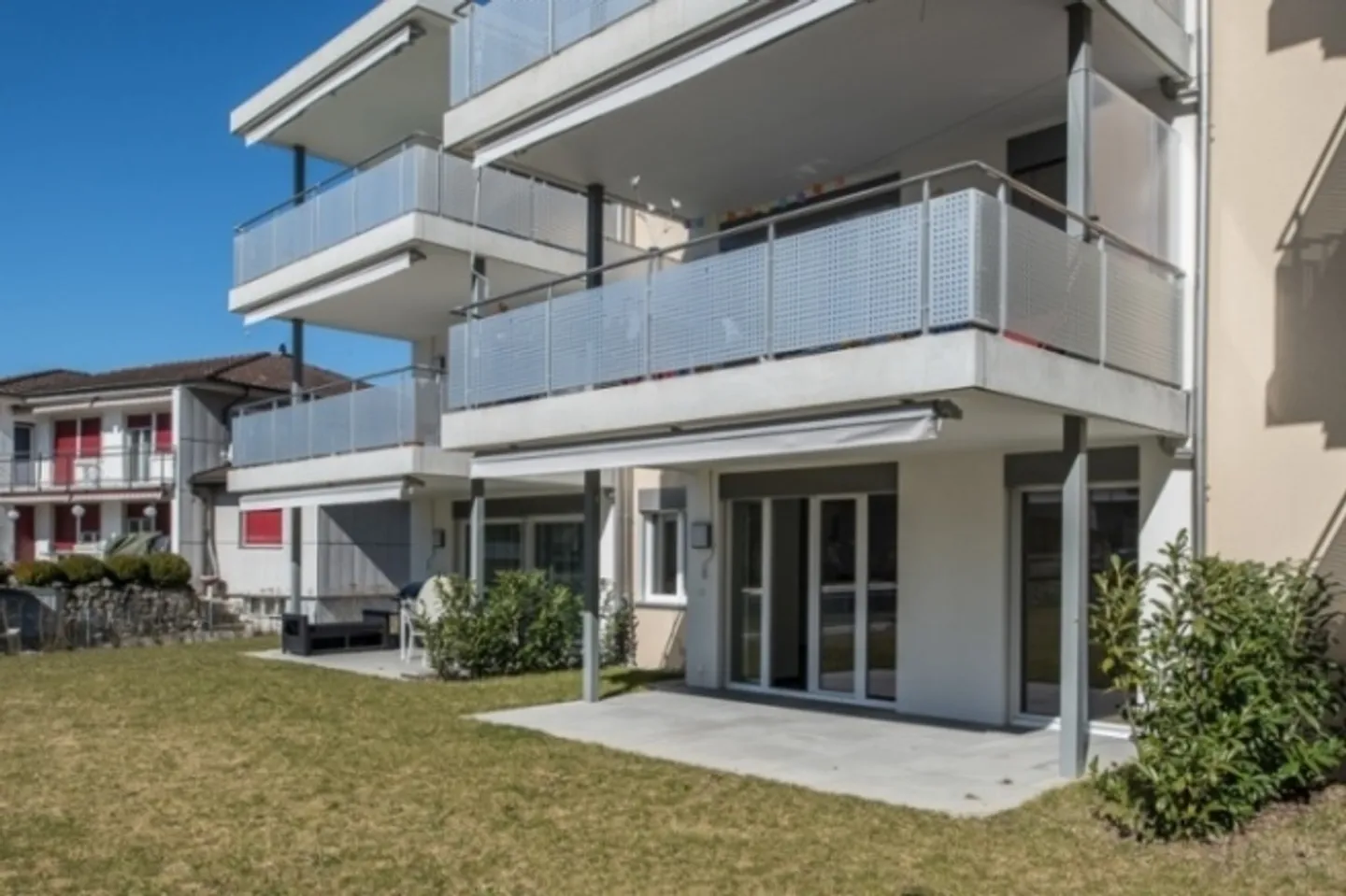 Appartamento singolo con posto a sedere in giardino - Foto 5 di 5