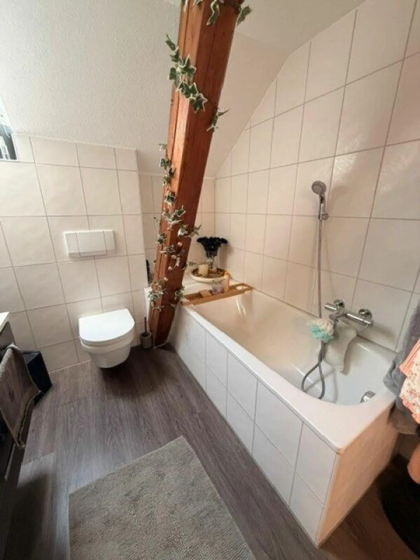grosszügige 4 Zimmer Wohnung - Foto 9 di 10