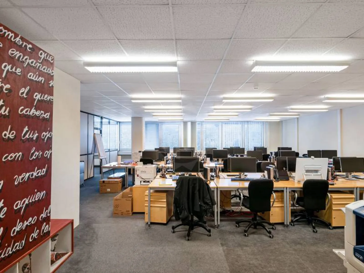 Bureaux au ZIPLO, Plan-les-Ouates - Photo 2 sur 6