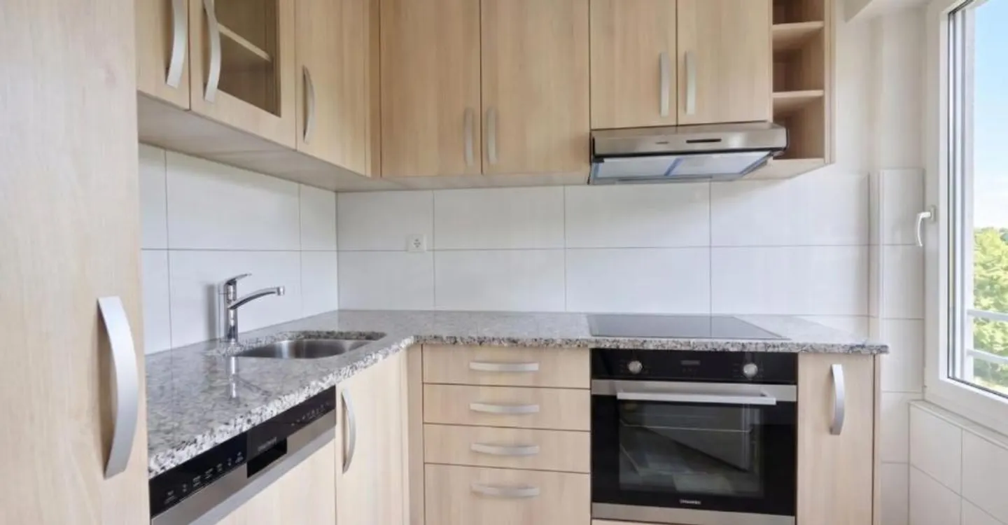 Appartement rénové charmant - Photo 1 sur 4