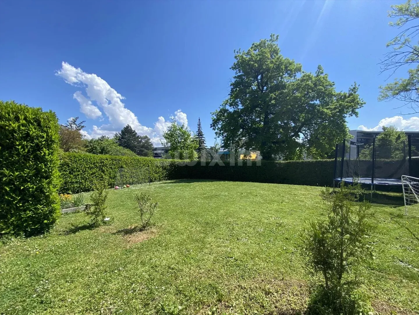Villa für Familie mit großem Garten und 4 Zimmern - Foto 2 von 7