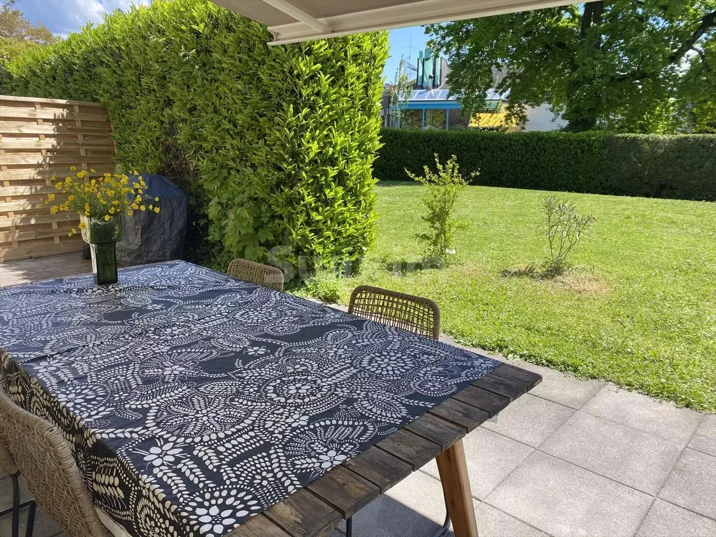 Villa für Familie mit großem Garten und 4 Zimmern - Foto 3 von 7