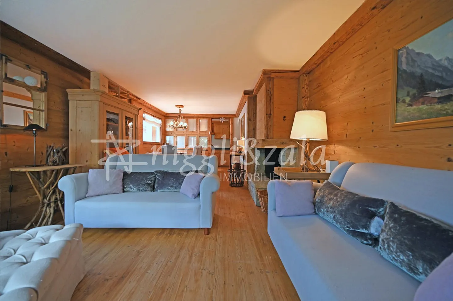 Gioiello residenziale di 5 stanze in stile alpino - Foto 2 di 8