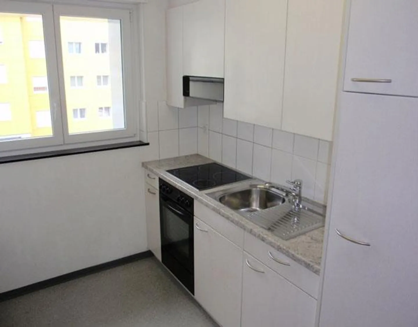 Gemeinschaftswohnung mit 4 Zimmern - Foto 2 von 8