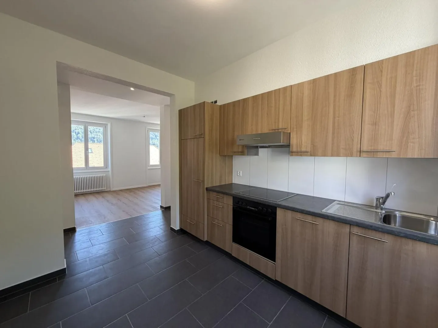 Renoviertes Apartment in Sankt-Imier - Foto 3 von 10
